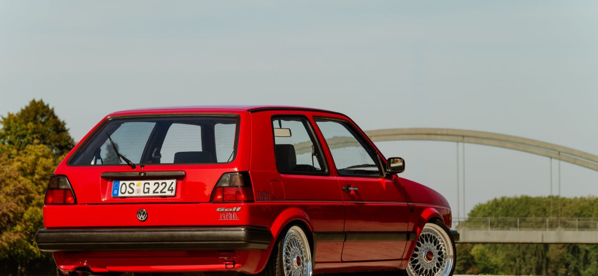 Busted_VW_Golf_2_2_2019_08