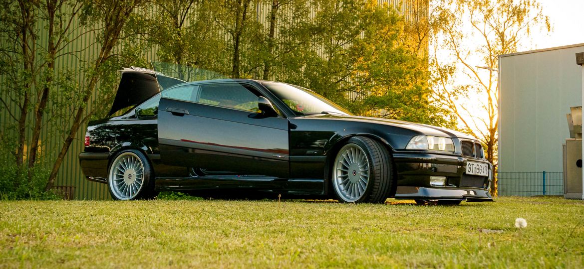 Busted_BMW_E36_M3_2024_08