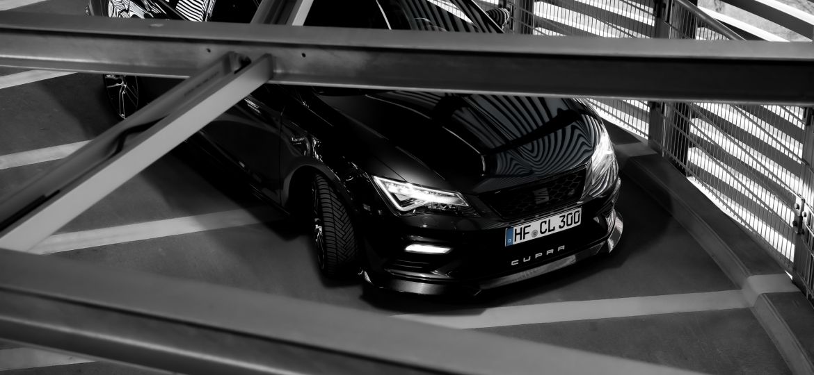 Busted_Seat_Leon_Cupra_2026_07
